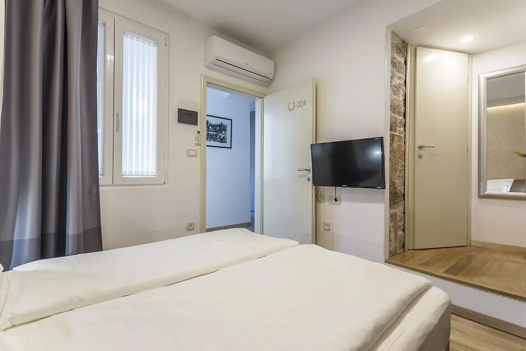 Centro Di Centri Rooms Split Gasthof