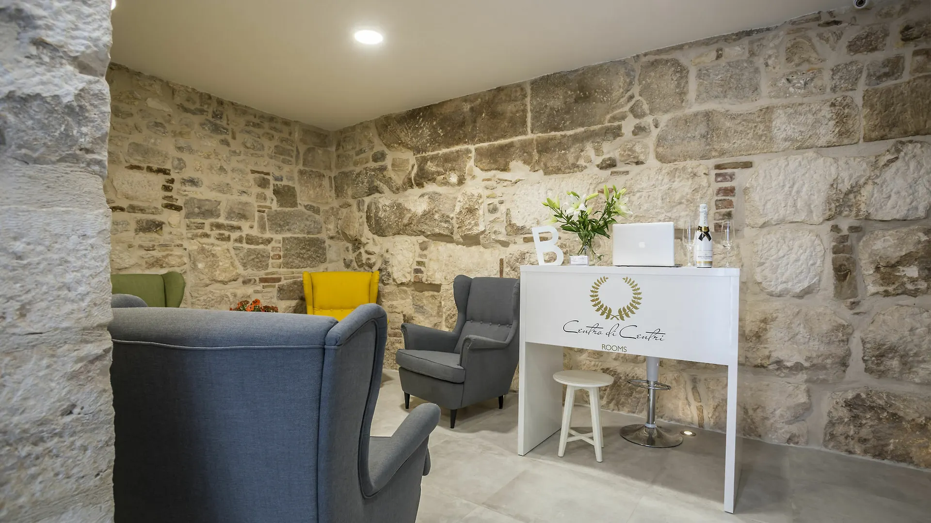 Centro Di Centri Rooms Split Gasthof